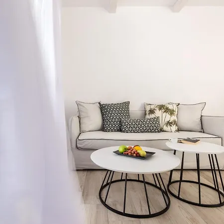 Smy Mediterranean White Santorini (adults Only) 4* Kamari (Santorini)